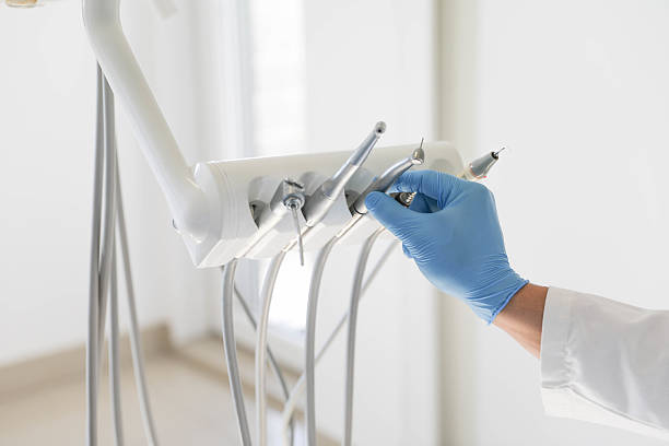24/7 Emergency Dental Implants experts in Dalworthington Gardens, TX